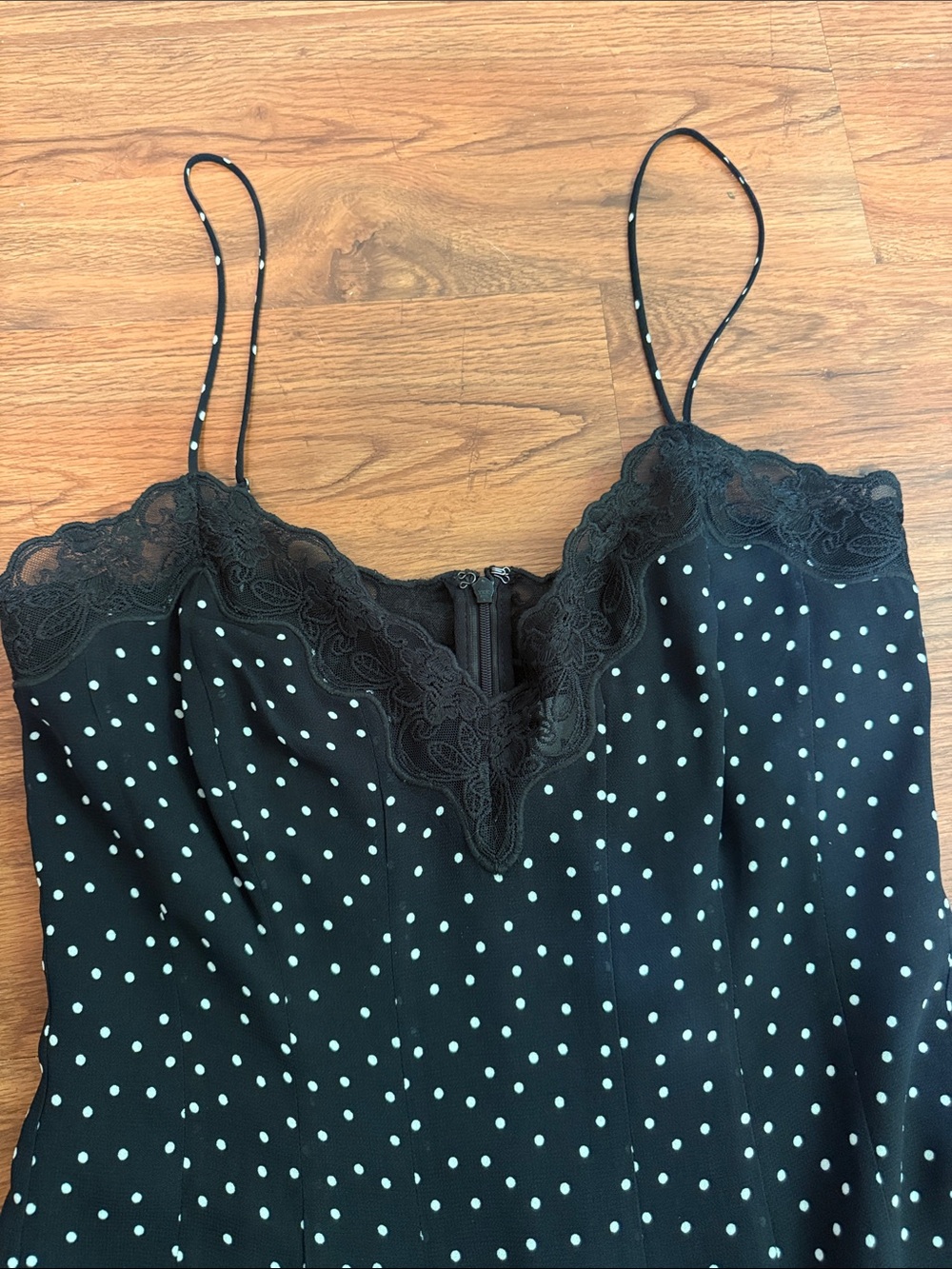 Reformation Lucine Dress - Picture 11 of 17